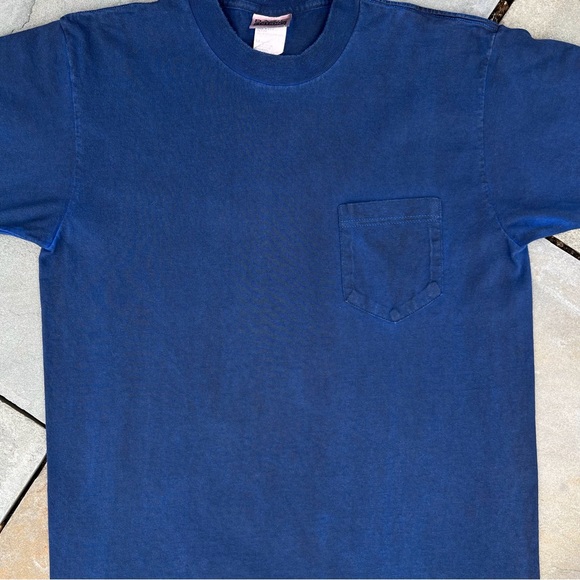 Vintage 90s Overdyed Dark Blue Reworked Pocket T-Shirt Made in USA - Picture 4 of 6